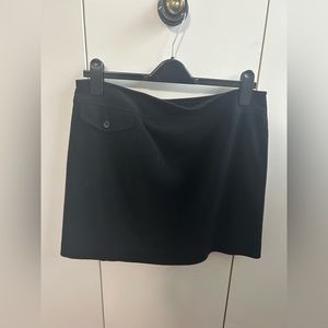 Banana Republic mid thigh wool blend Black skirt- Size 12p
